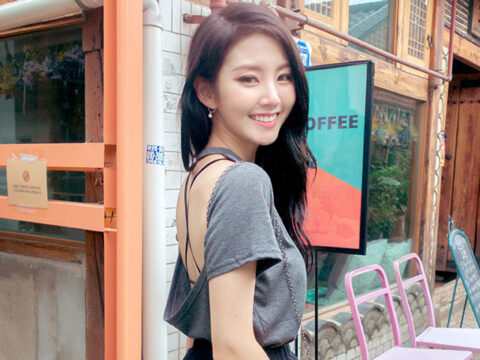 Em gái Hàn Quốc xinh đẹp Lee Chae Eun